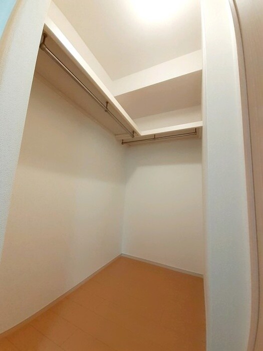 物件内観写真22　(収納)