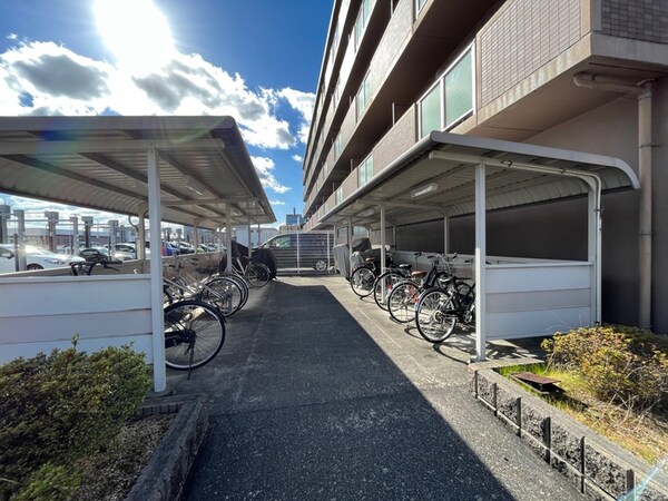 駐輪場