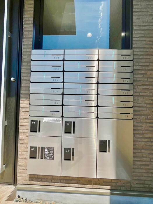 物件外観写真6　(建物設備)