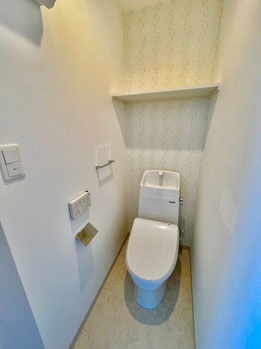 物件内観写真12　(トイレ)