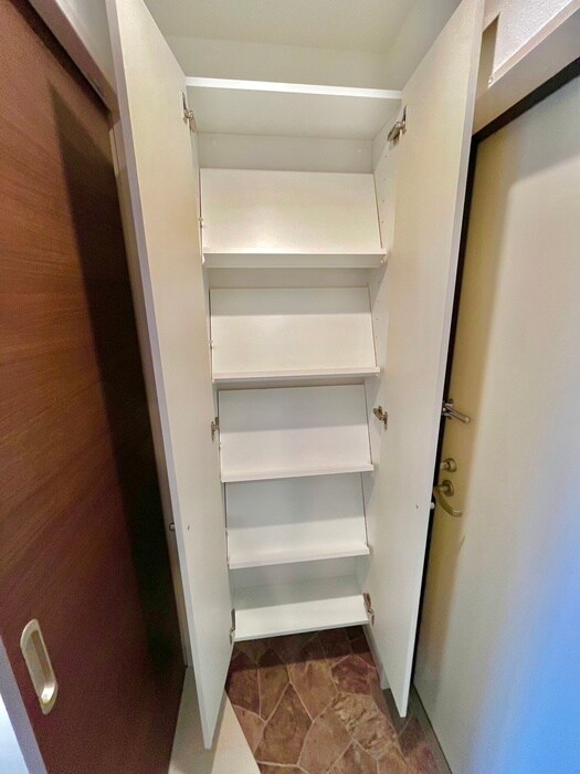 物件内観写真20　(靴箱)