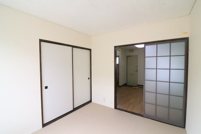 物件内観写真4　(居室)