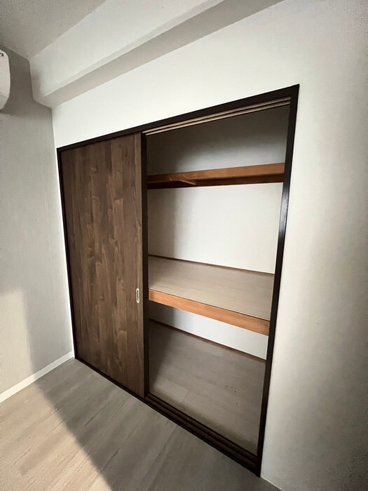 物件内観写真11　(収納)