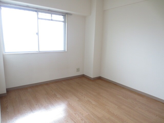 物件内観写真12　(居室)