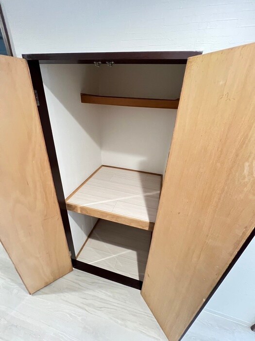 物件内観写真13　(収納)