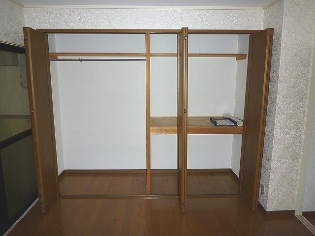 物件内観写真7　(収納)