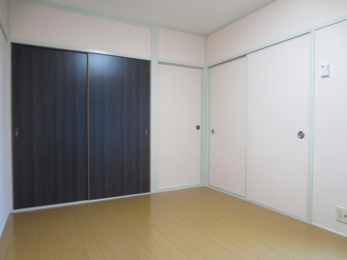 物件内観写真12　(居室)