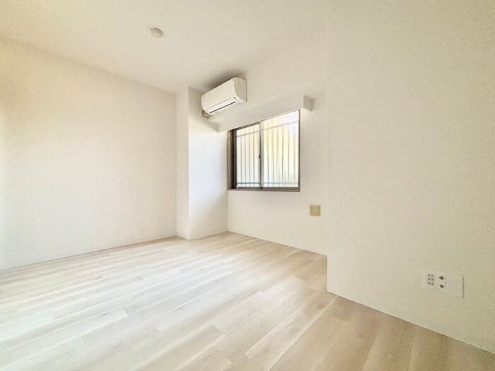 物件内観写真10　(居室)