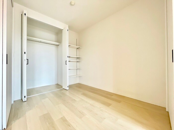 物件内観写真11　(収納)