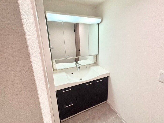 物件内観写真15　(洗面)