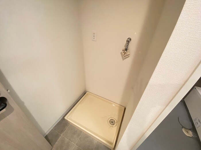 物件内観写真17　(洗濯機置場)