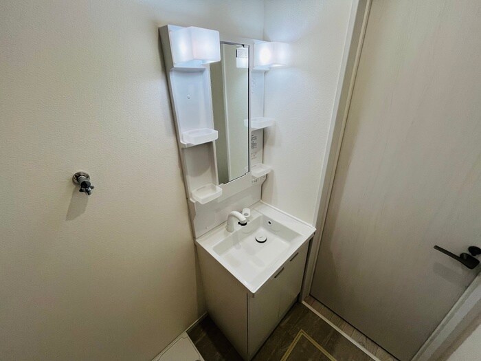 物件内観写真11　(洗面)