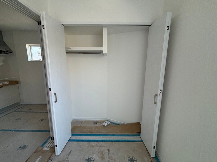 物件内観写真11　(収納)