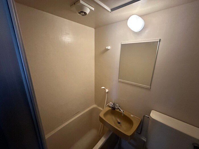 物件内観写真8　(バス／シャワールーム等)