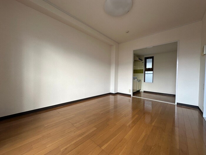 物件内観写真13　(居室)