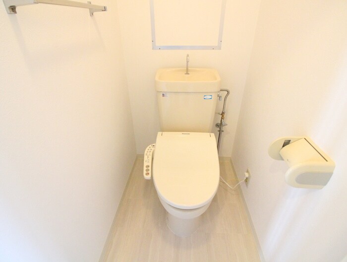 物件内観写真9　(トイレ)