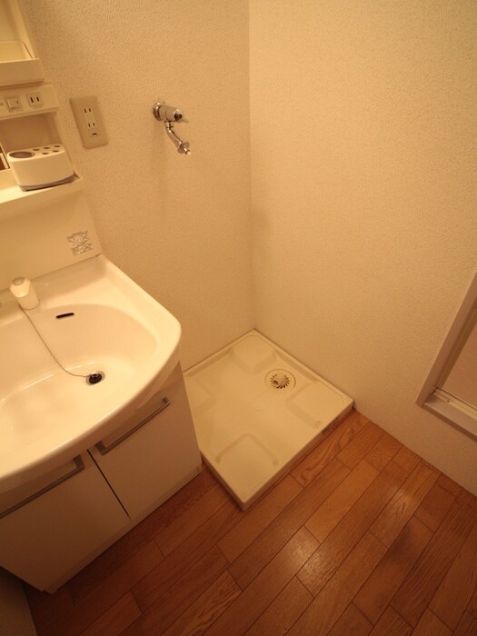 物件内観写真11　(洗面)