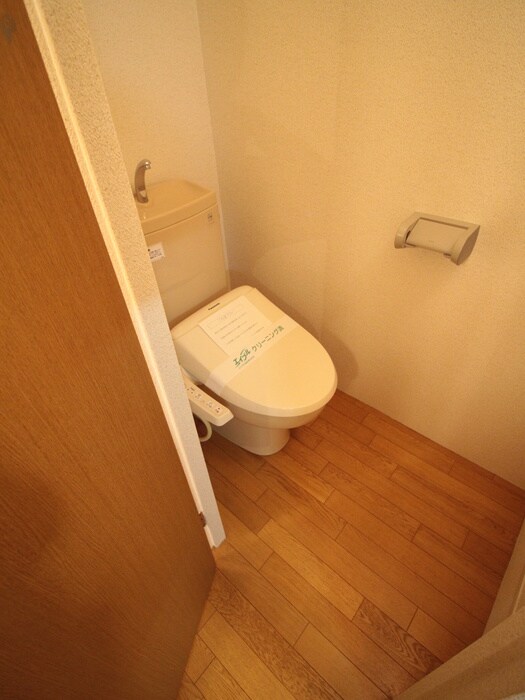 物件内観写真12　(トイレ)