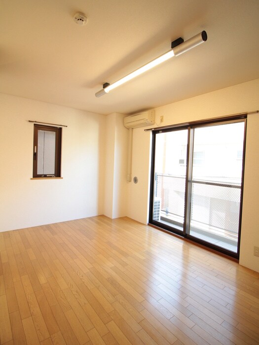 物件内観写真15　(居室)