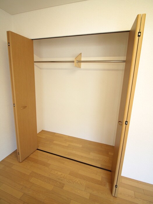 物件内観写真16　(収納)