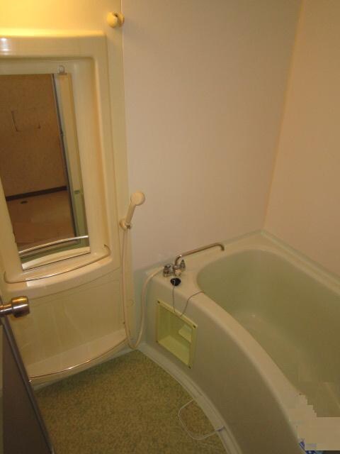 物件内観写真8　(バス／シャワールーム等)