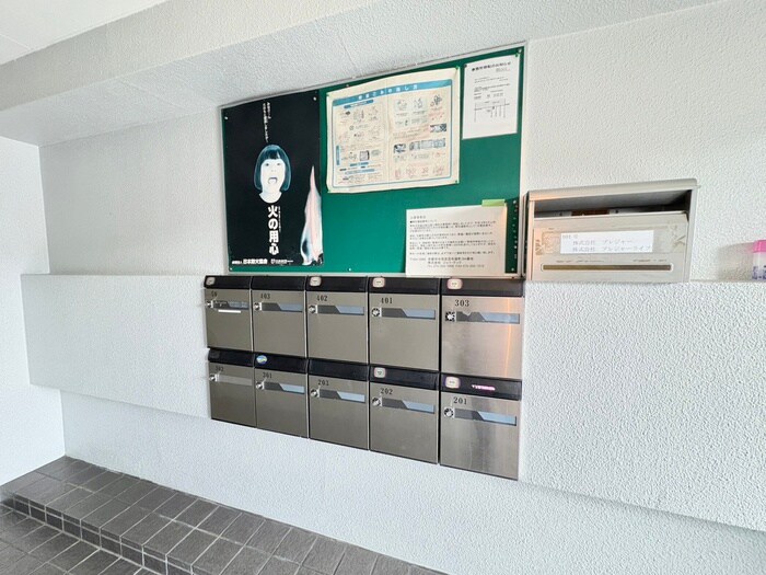 物件外観写真4　(建物設備)