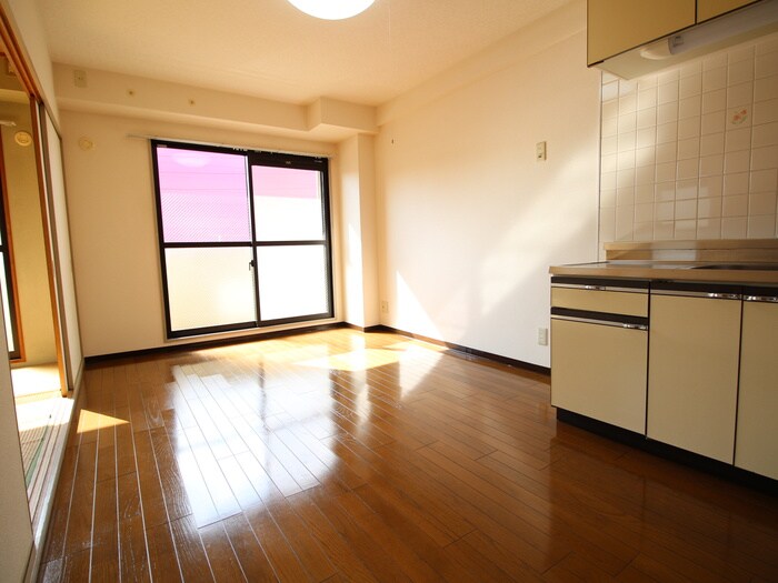 物件内観写真7　(内観写真)