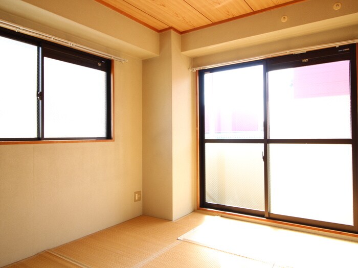 ヴィ－ナス２１の居室