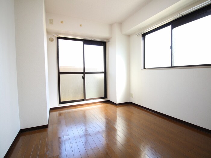 ヴィ－ナス２１の居室