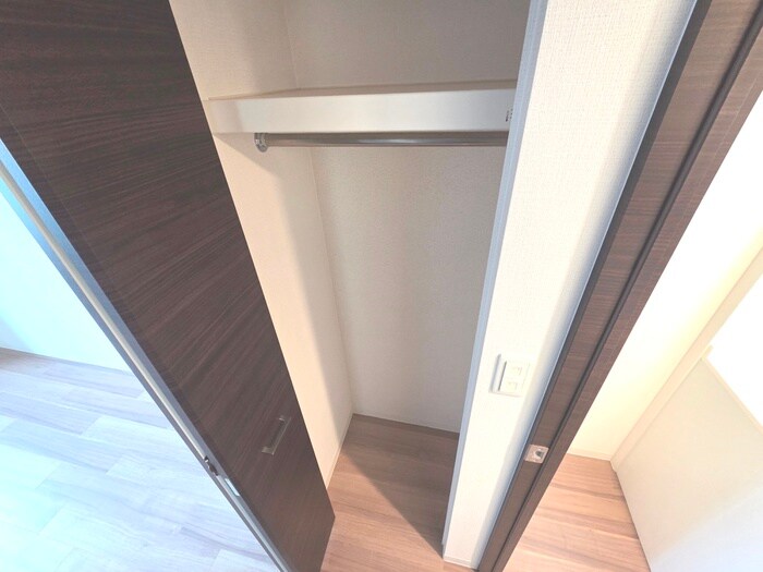 物件内観写真15　(収納)