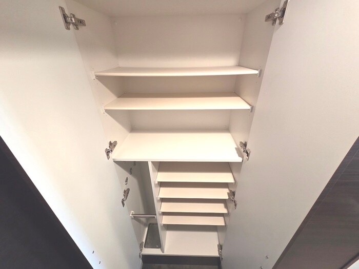 物件内観写真17　(靴箱)
