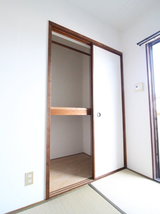 物件内観写真9　(収納)