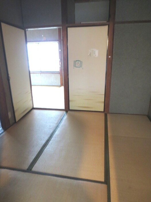 物件内観写真6　(居室)