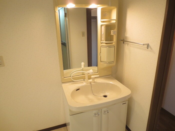 物件内観写真5　(洗面)