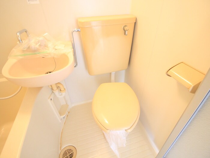 物件内観写真15　(トイレ)