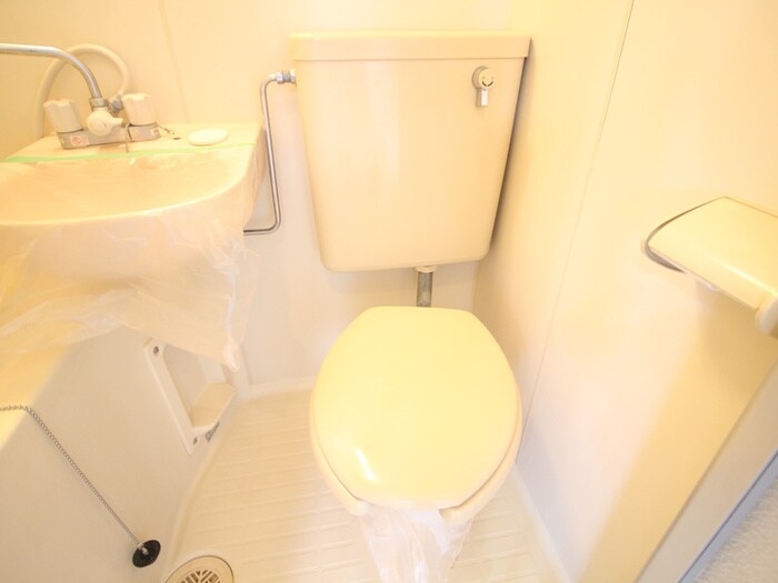 物件内観写真15　(トイレ)