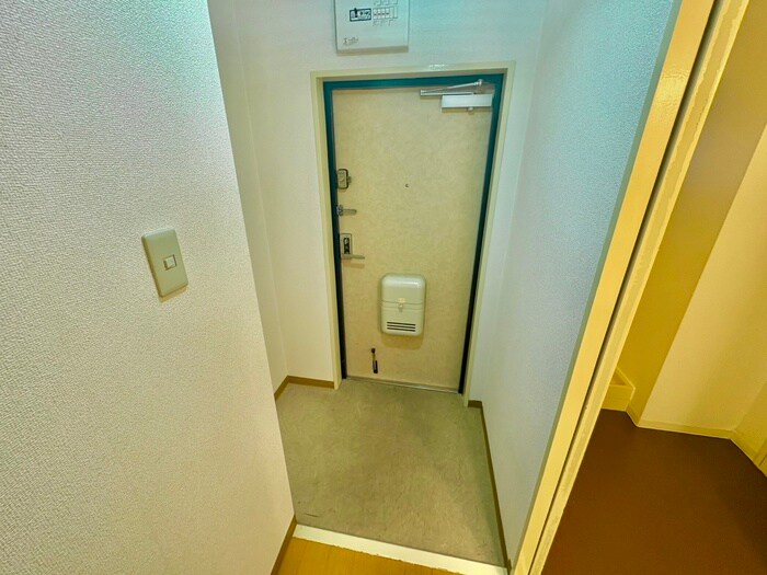 物件内観写真20　(玄関)