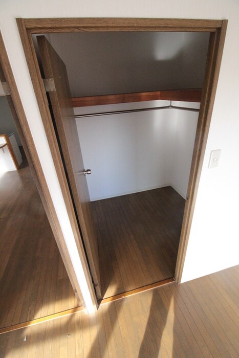 物件内観写真18　(収納)