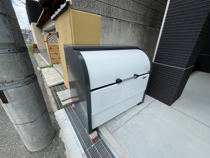 物件外観写真4　(建物設備)