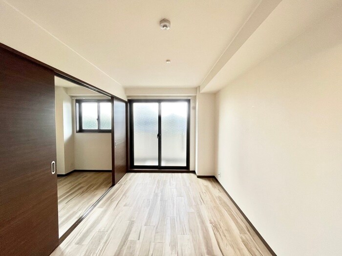 物件内観写真10　(居室)