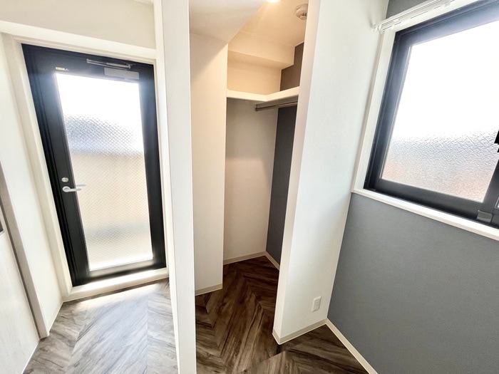 物件内観写真10　(収納)