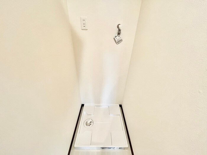 物件内観写真12　(洗濯機置場)