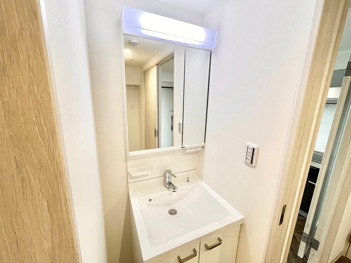 物件内観写真13　(洗面)