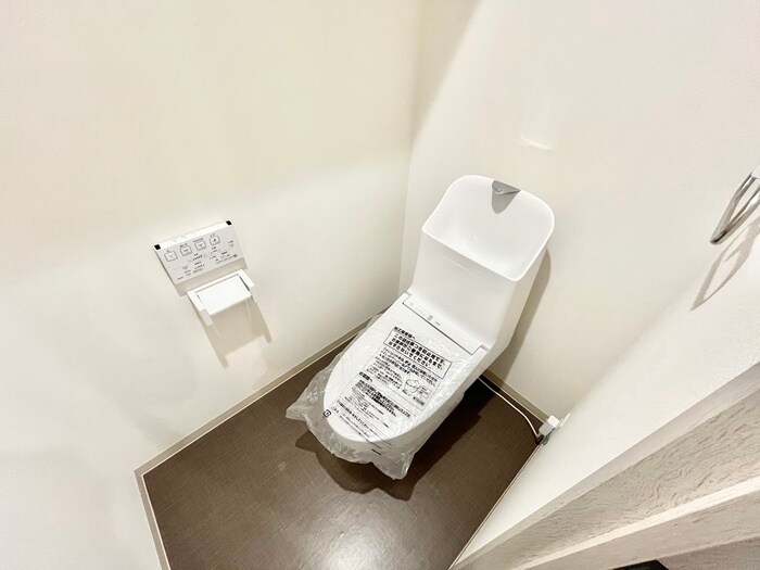 物件内観写真16　(トイレ)