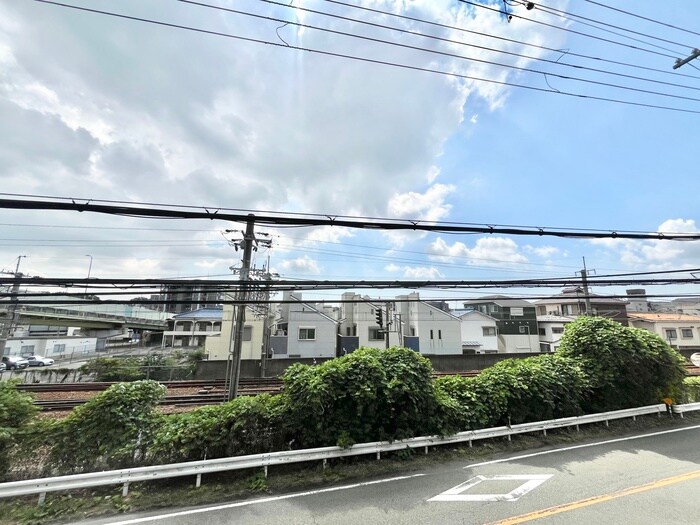 物件内観写真17　(室内からの展望)