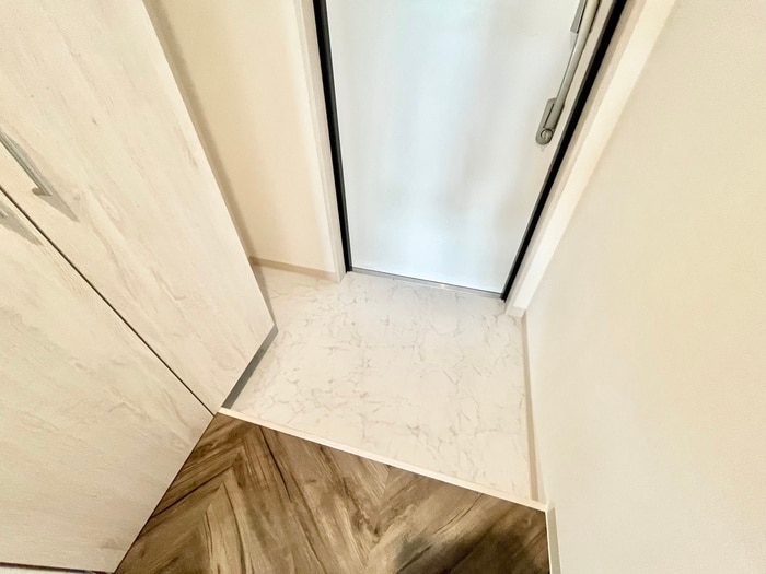 物件内観写真19　(玄関)