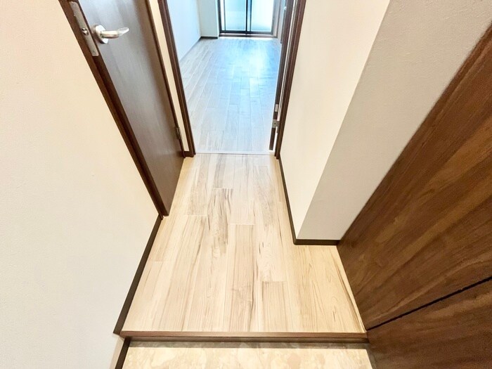 物件内観写真20　(廊下)