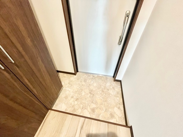 物件内観写真22　(玄関)