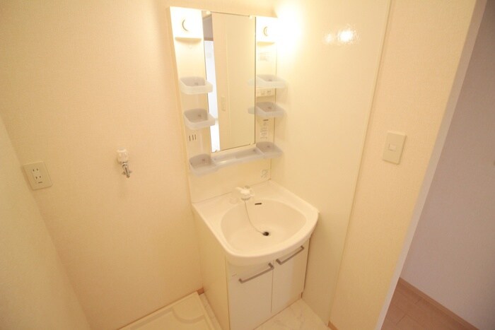 物件内観写真10　(洗面)