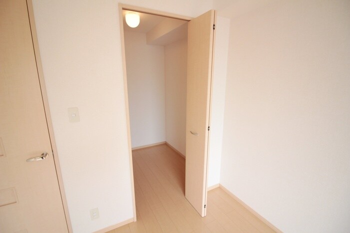 物件内観写真14　(収納)